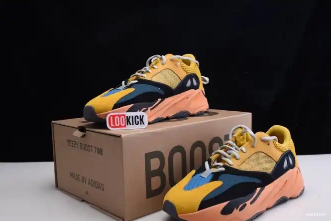 NEW 700 RUNNER ADIDAS COLORWAY SUN GZ6984 BOOST WAVE YEEZY YELLOW 0705